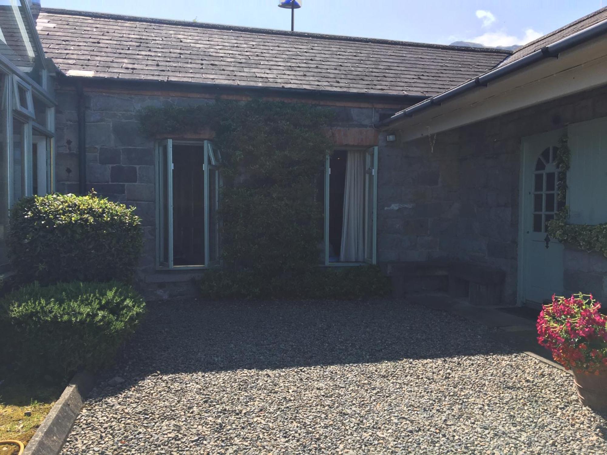 Vila Wood Quay - A Truly Unique, Seafront Experience! Carlingford Exteriér fotografie